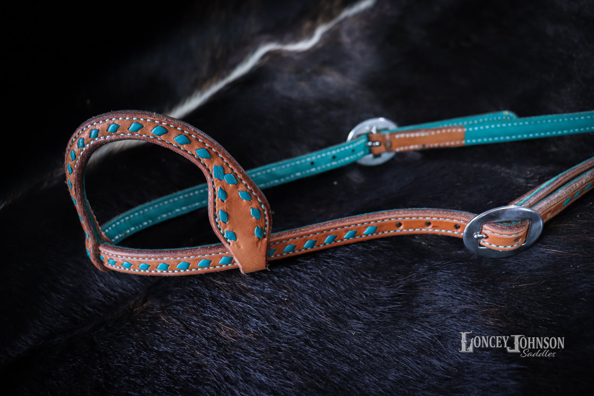 Loop Ear Bridle With Turquoise Buck Stitch
