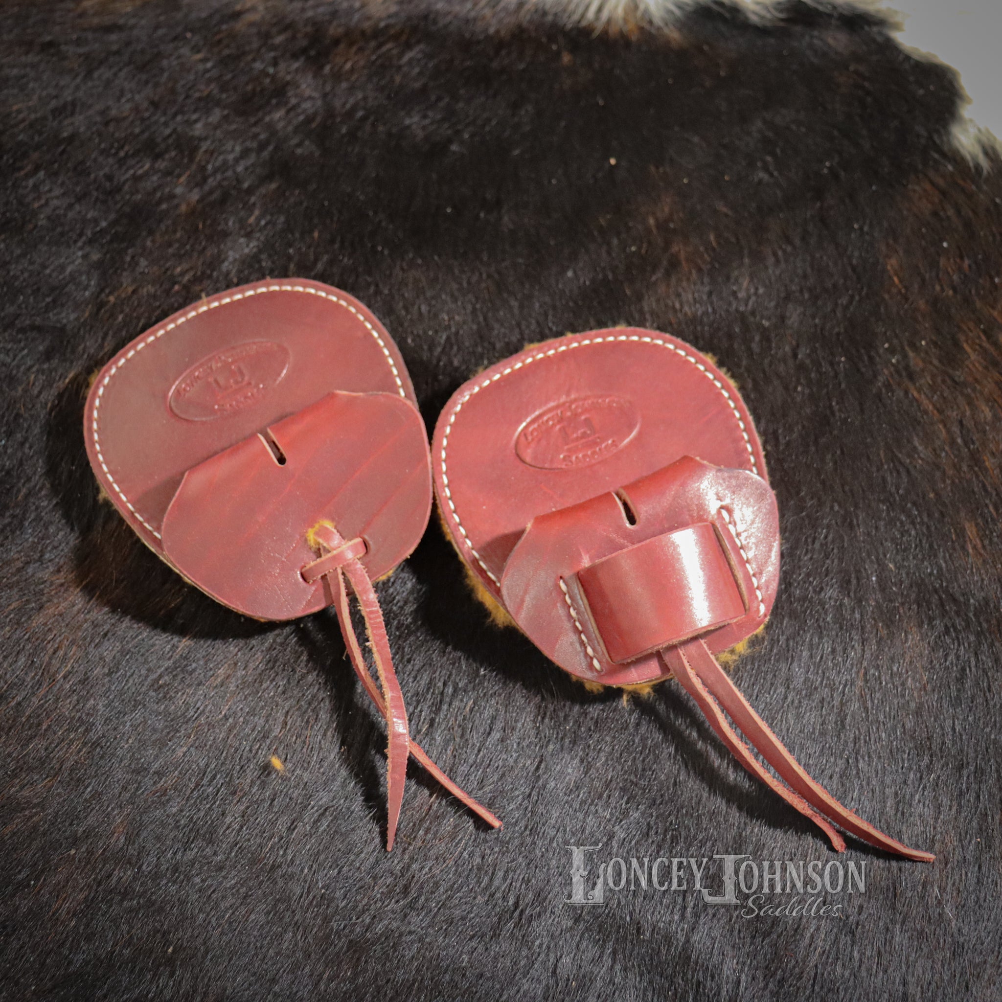 Sheepskin lined Cinch Buckle Cover
