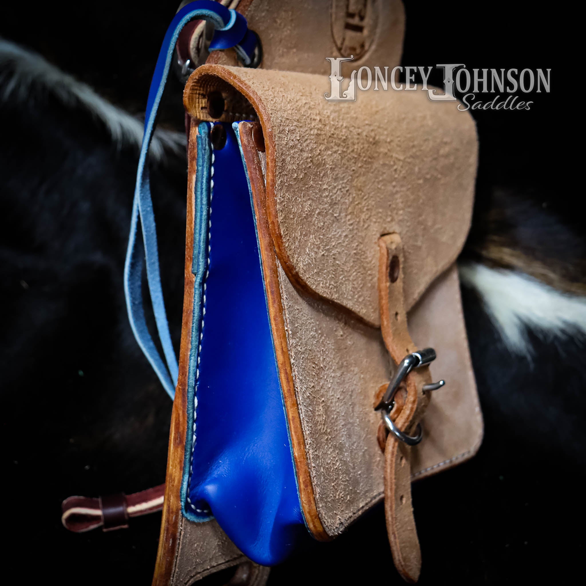 Single Left Side Doctoring Bag With Royal Blue Gussets