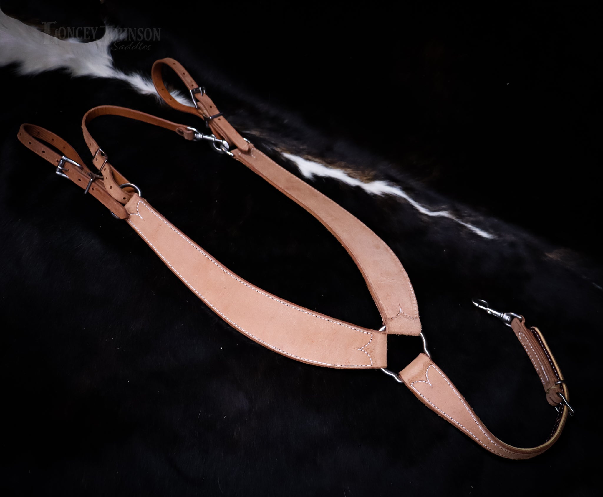 Shape Breast Collar with Stainless Steel Hardware